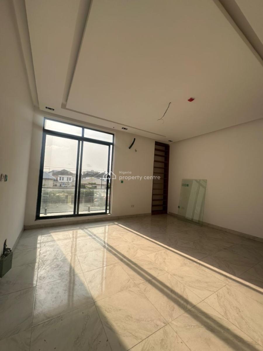 Commercial 5 Bedroom Fully Detached with Bq, Commercial Area, Ologolo, Lekki, Lagos, Detached Duplex for Sale