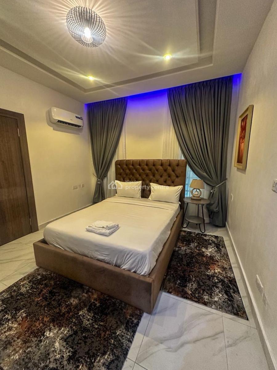 3 Bedroom Apartment, Lekki Phase 1, Lekki, Lagos, Flat / Apartment Short Let