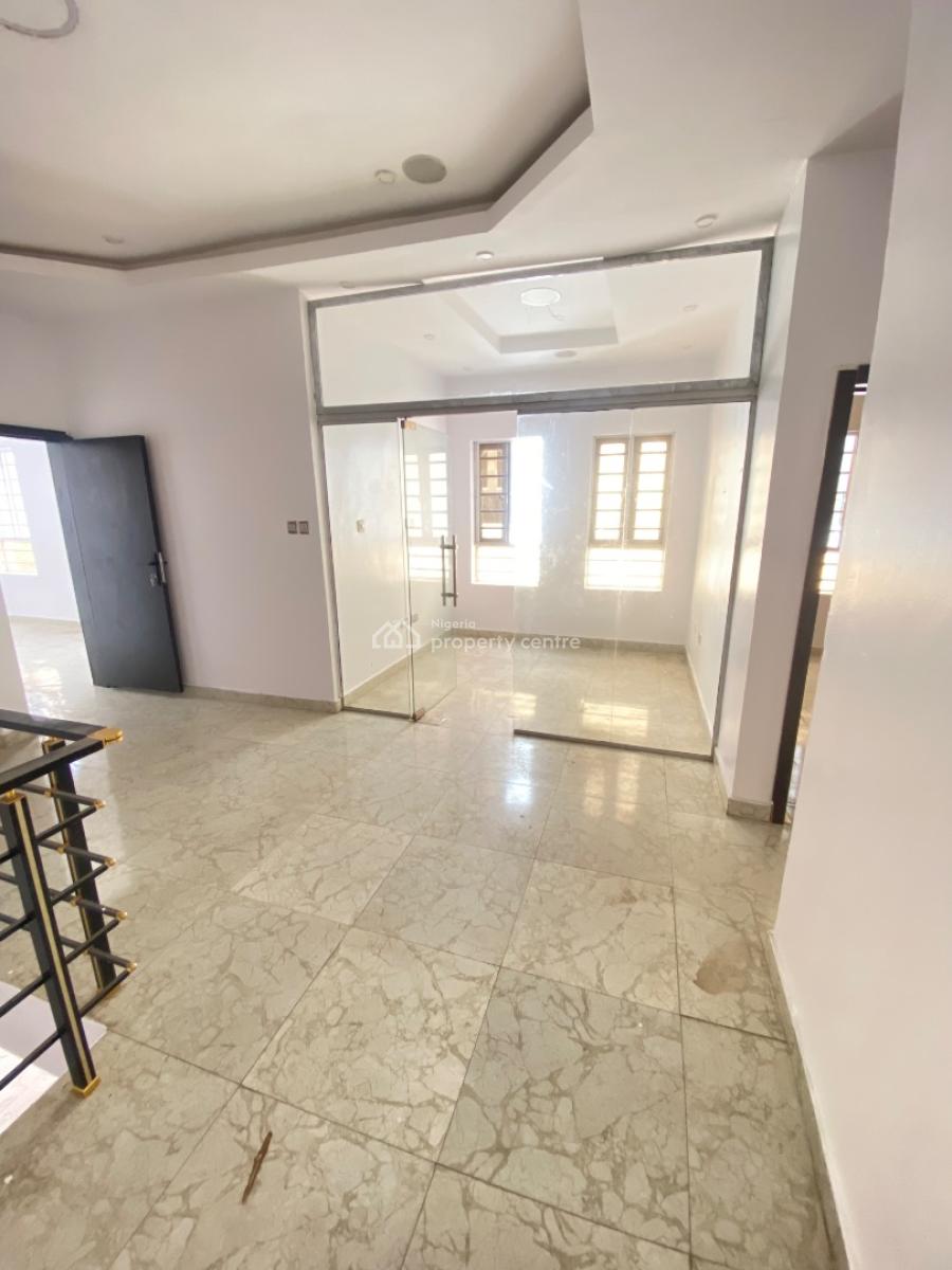 4 Bedroom, Osapa, Lekki, Lagos, Semi-detached Duplex for Sale