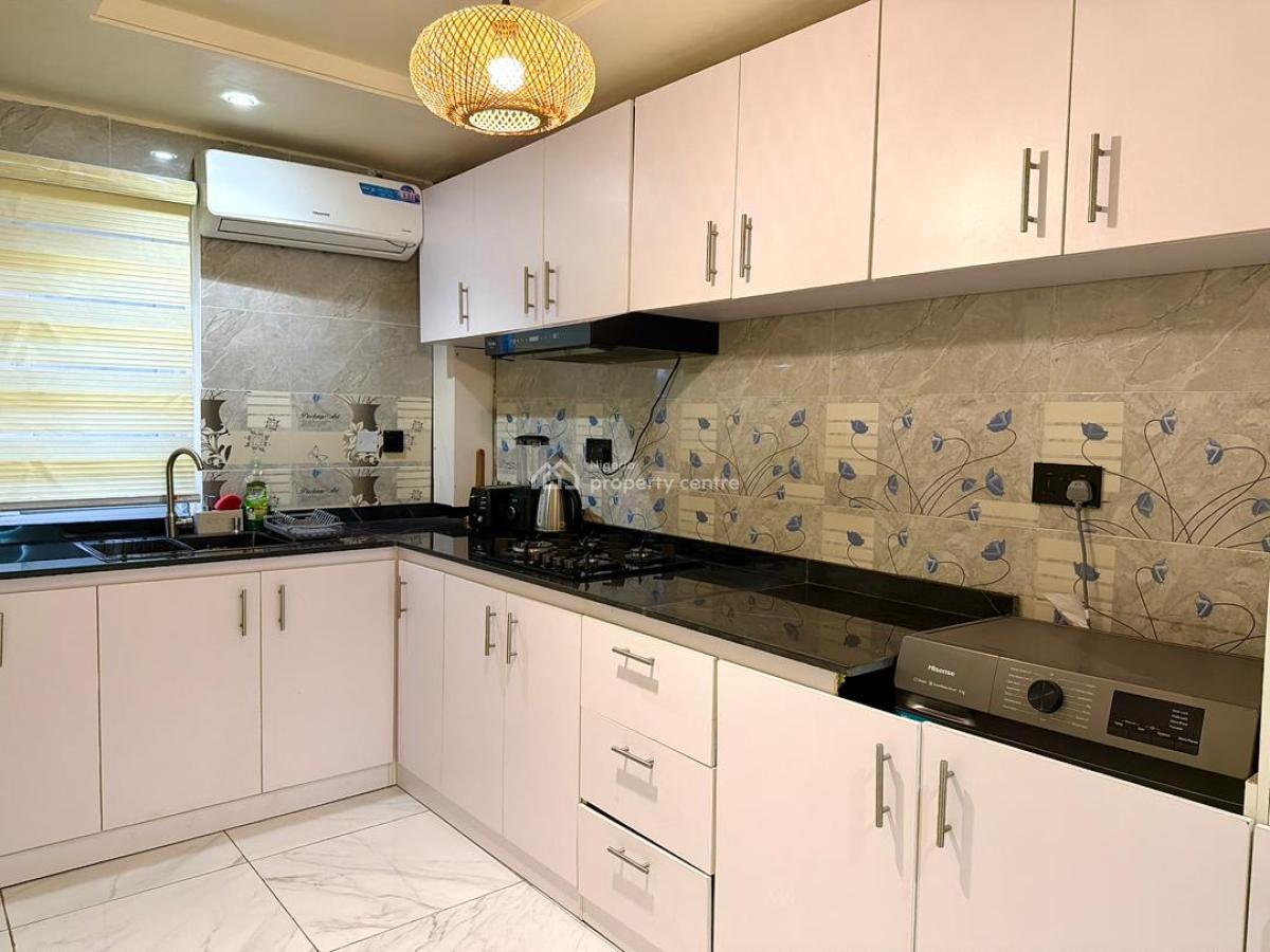 Luxurious and Spacious 1 Bedroom Penthouse, Off Freedom Way, Lekki Phase 1, Lekki, Lagos, Flat / Apartment Short Let