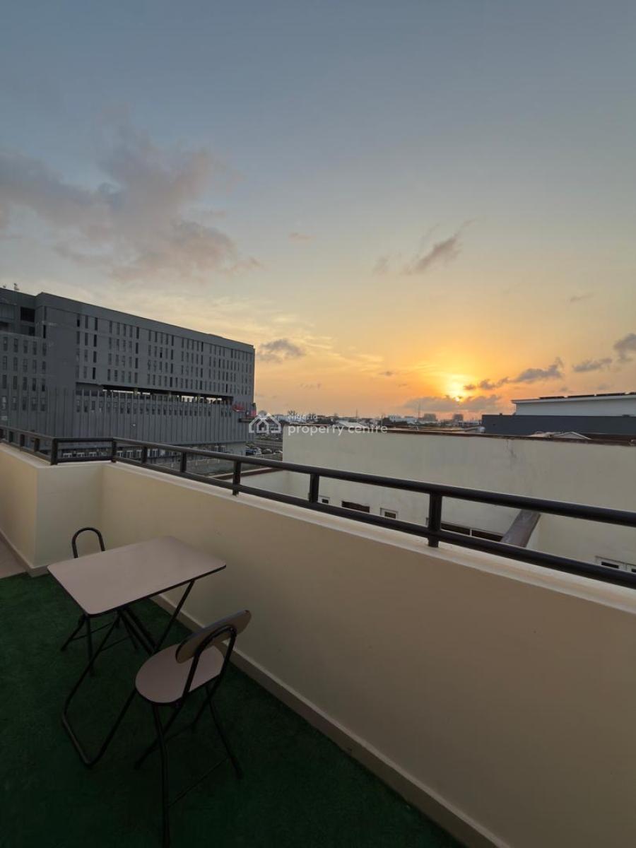 Luxurious and Spacious 1 Bedroom Penthouse, Off Freedom Way, Lekki Phase 1, Lekki, Lagos, Flat / Apartment Short Let
