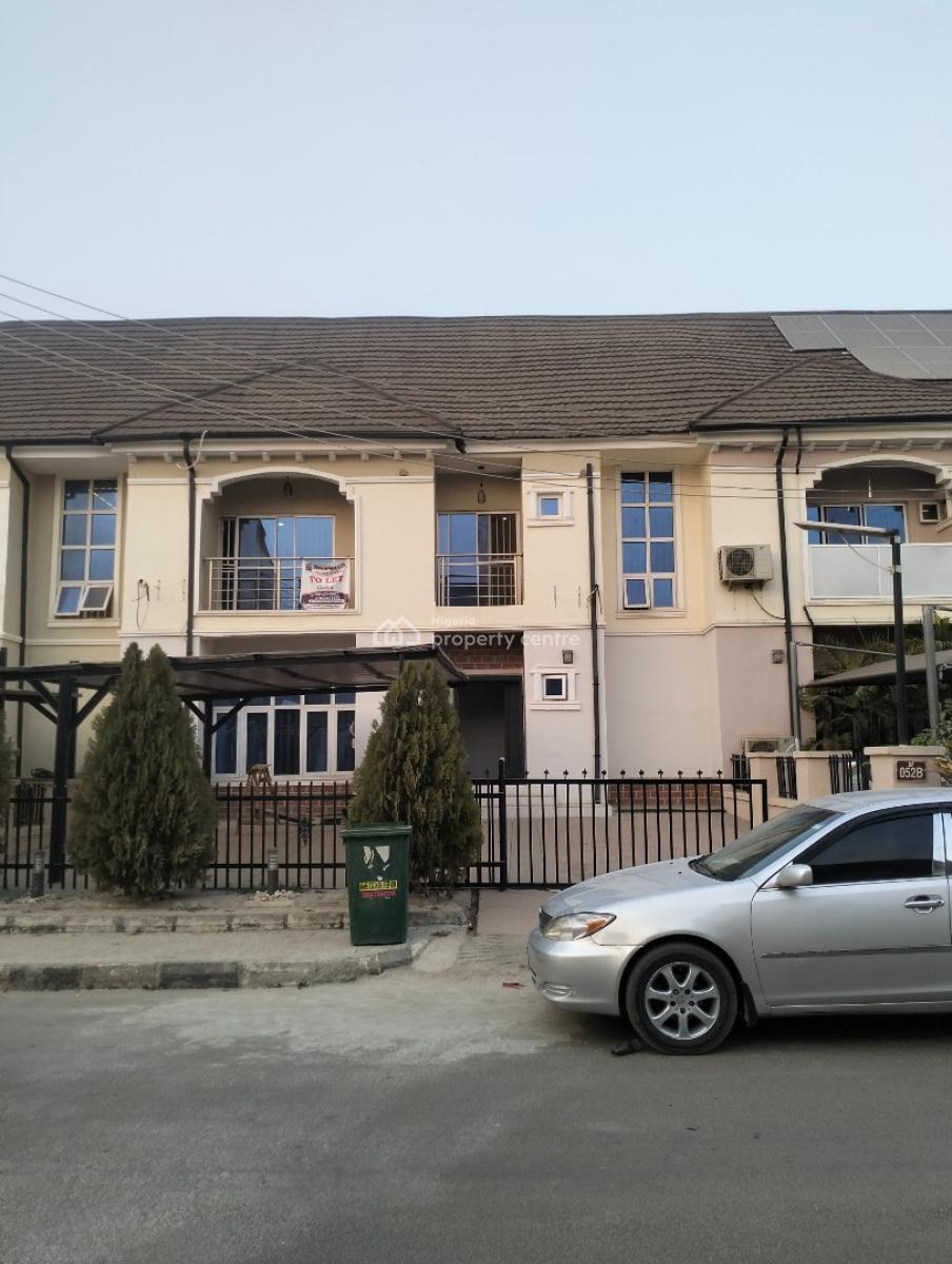 4 Bedroom, River Park Estate Along Airport Road, Lugbe District, Abuja, Terraced Duplex for Rent