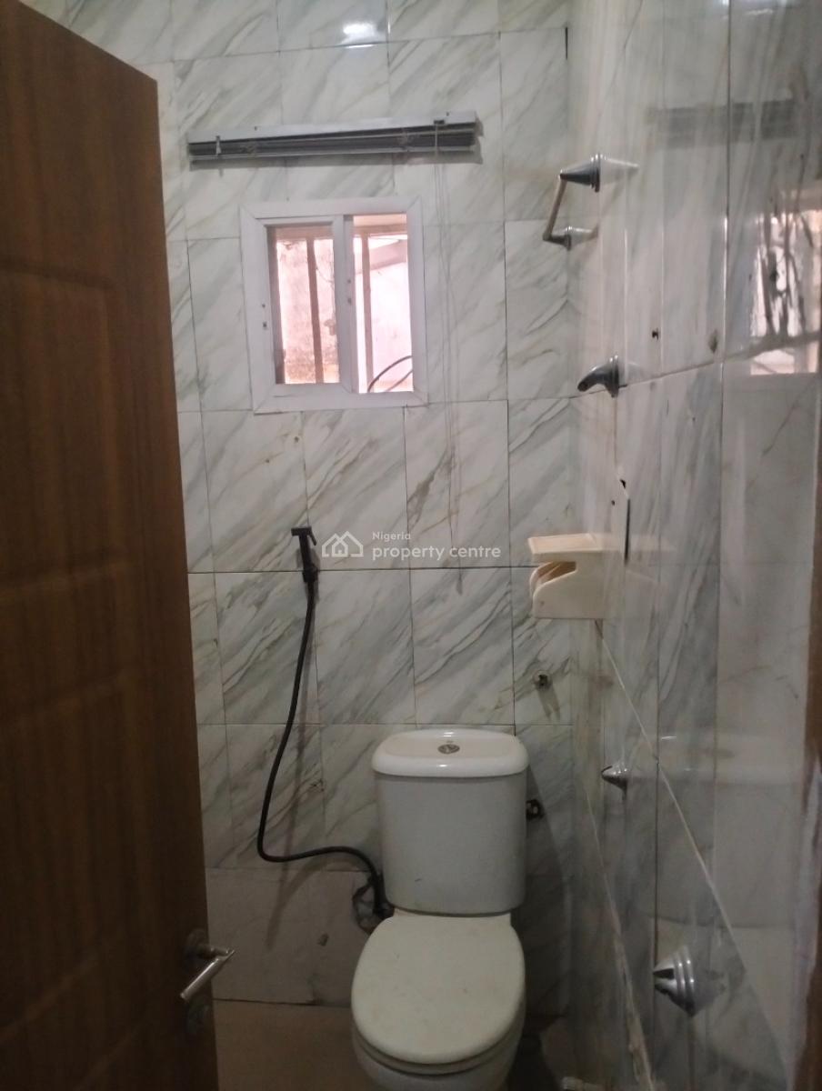 4 Bedroom, River Park Estate Along Airport Road, Lugbe District, Abuja, Terraced Duplex for Rent