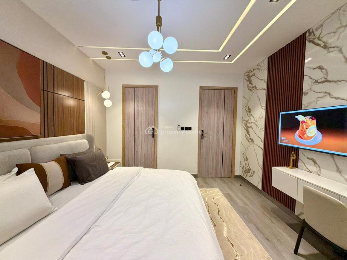 2 Bedr Apartment with Swimming Pool and Elevator, Brownstone Estate, Ikate, Lekki, Lagos, Flat / Apartment Short Let