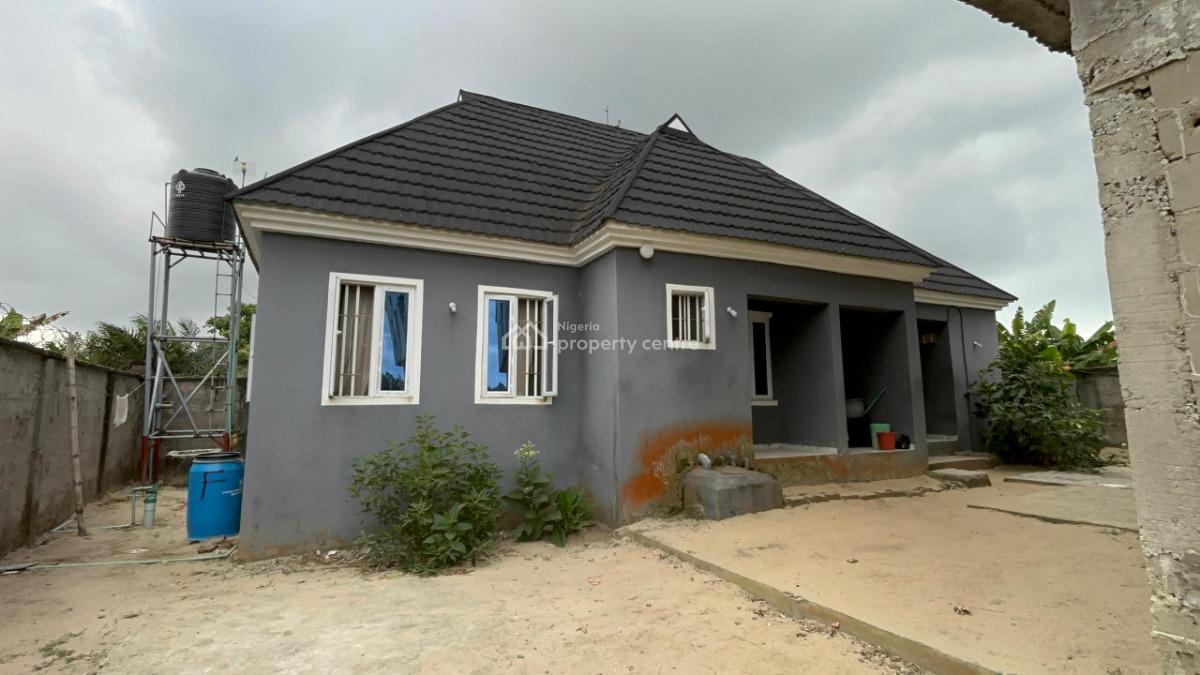 Carcass 4 Units of 2 Bedroom Apartment & Finished 2 Bedroom Bungalow, Bogije, Ibeju Lekki, Lagos, Flat / Apartment for Sale