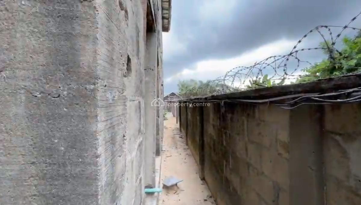 Carcass 4 Units of 2 Bedroom Apartment & Finished 2 Bedroom Bungalow, Bogije, Ibeju Lekki, Lagos, Flat / Apartment for Sale