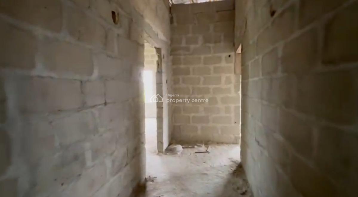 Carcass 4 Units of 2 Bedroom Apartment & Finished 2 Bedroom Bungalow, Bogije, Ibeju Lekki, Lagos, Flat / Apartment for Sale