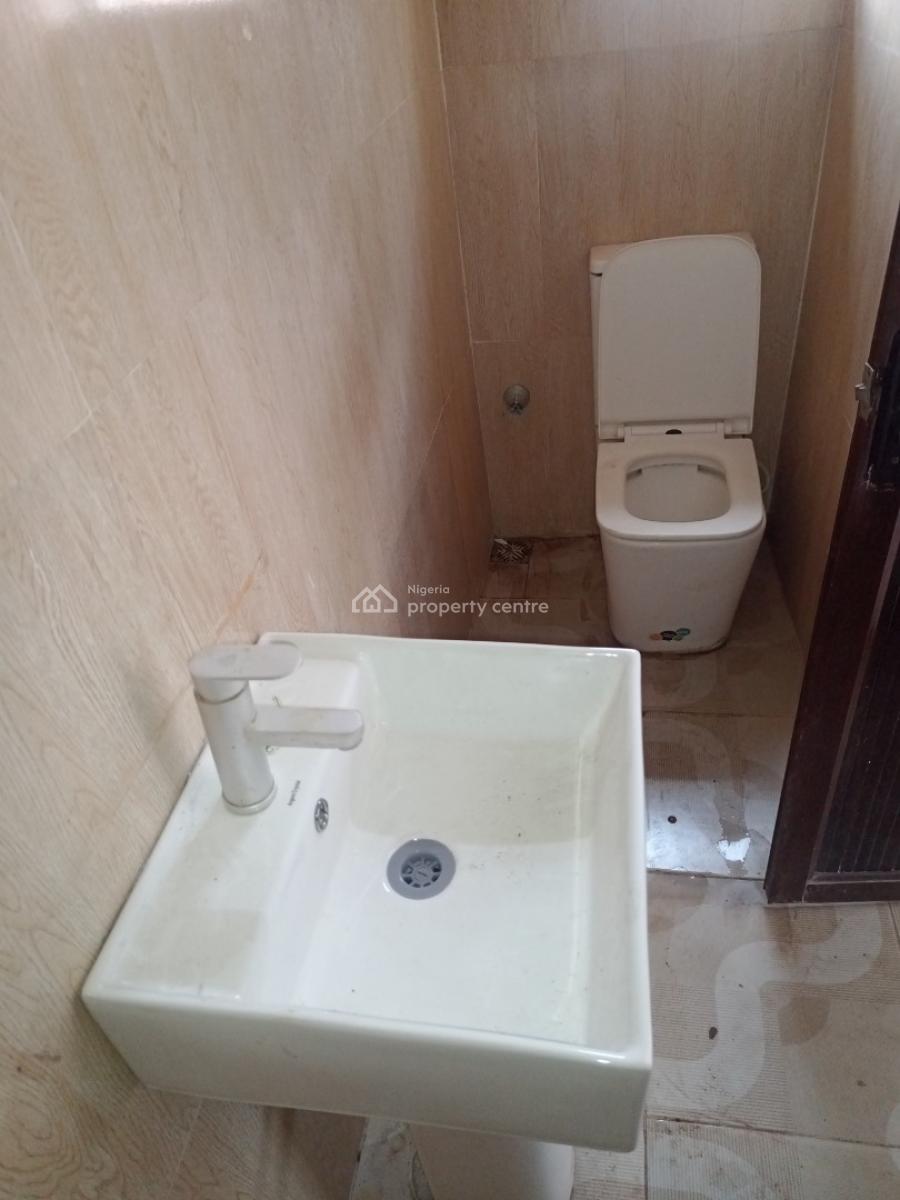 3 Bedroom Spacious Apartment, Star Times Estate, Amuwo Odofin, Lagos, Flat / Apartment for Rent