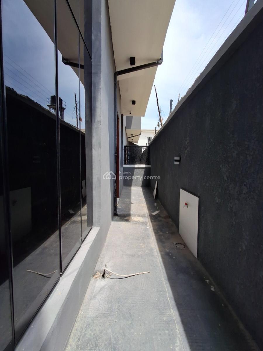 4bedroom Terrace Duplex with Spacious Rooms, By Chevron Toll Gate, Lekki Phase 2, Lekki, Lagos, Terraced Duplex for Sale