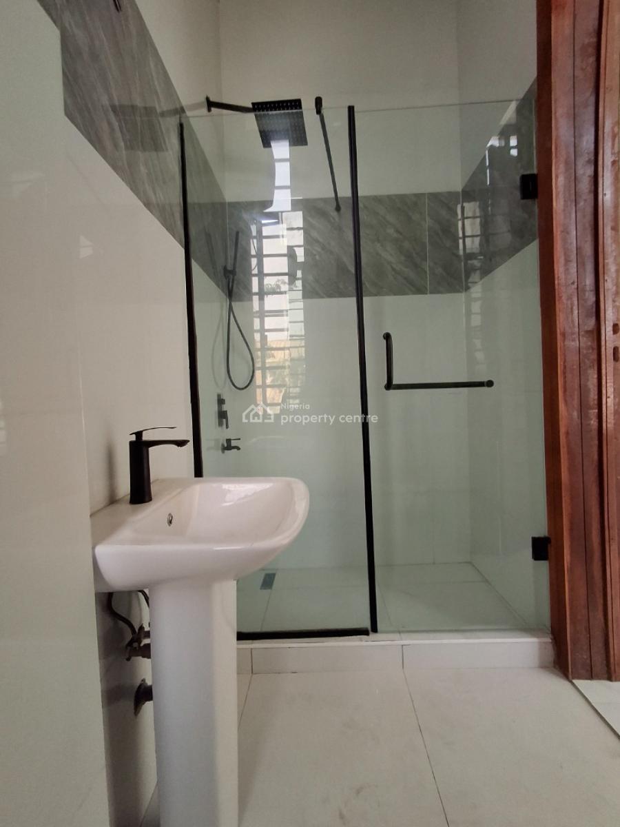 4bedroom Terrace Duplex with Spacious Rooms, By Chevron Toll Gate, Lekki Phase 2, Lekki, Lagos, Terraced Duplex for Sale