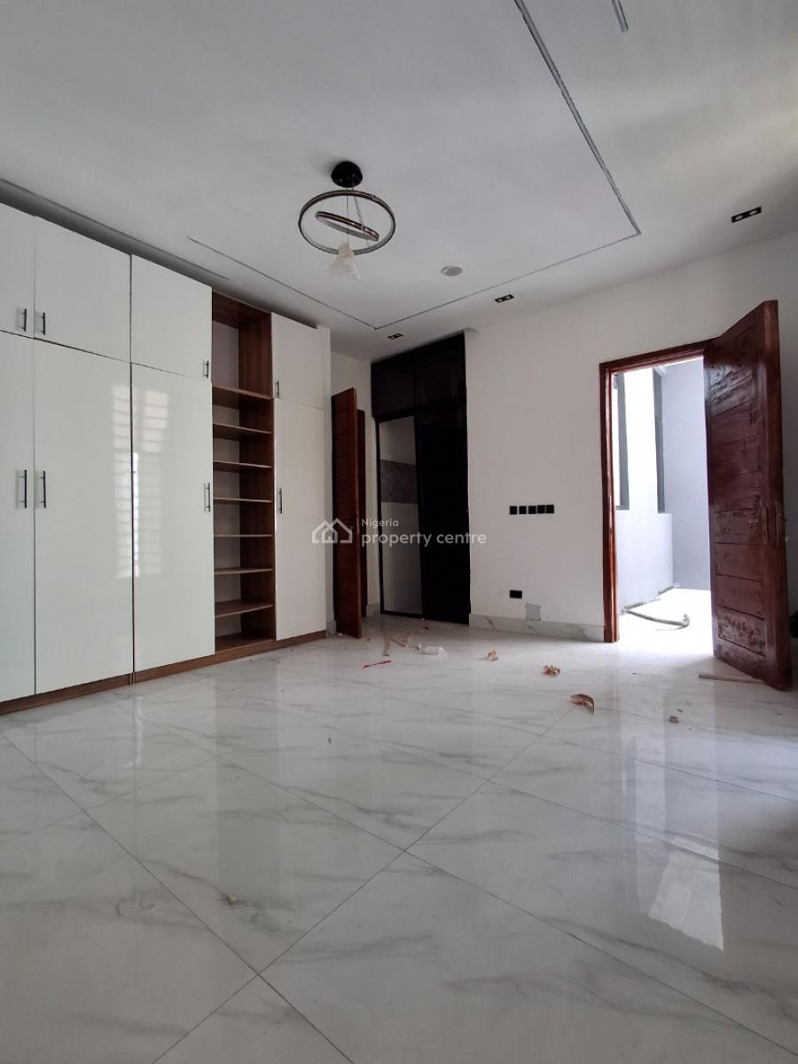 4bedroom Terrace Duplex with Spacious Rooms, By Chevron Toll Gate, Lekki Phase 2, Lekki, Lagos, Terraced Duplex for Sale