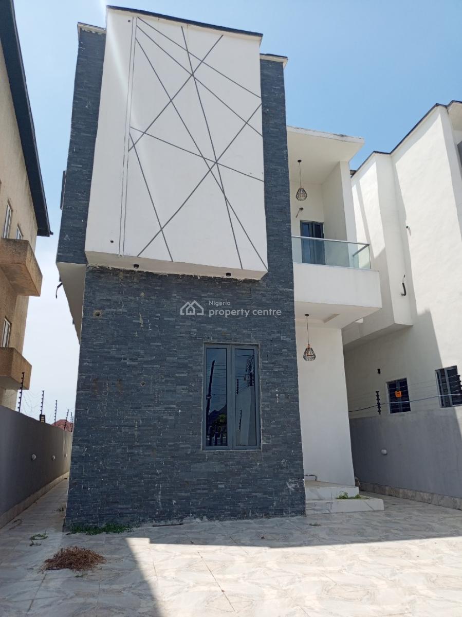 5bedroom Home with Pool Fitted Kitchen in Executive Residential Estate, Residential Estate, Ologolo, Lekki, Lagos, Detached Duplex for Sale