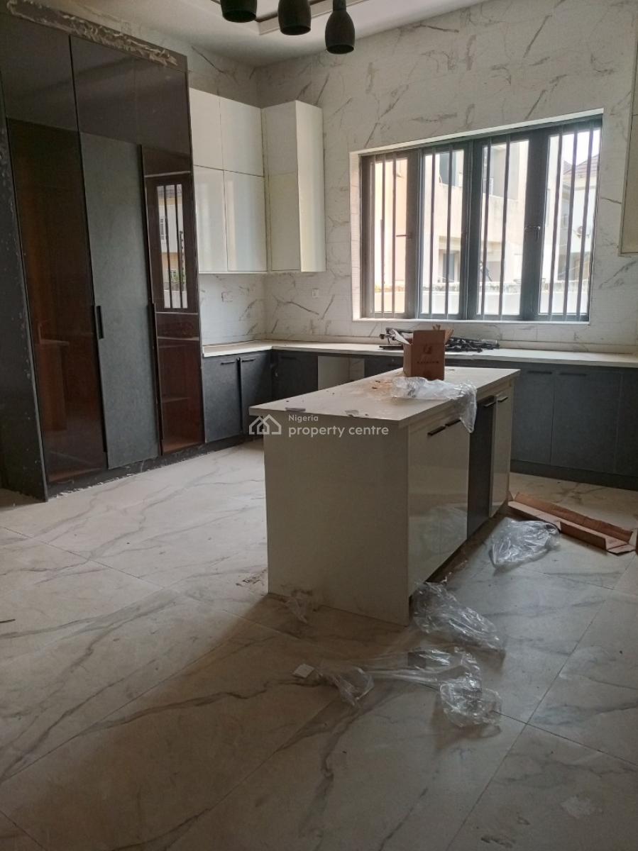 5bedroom Home with Pool Fitted Kitchen in Executive Residential Estate, Residential Estate, Ologolo, Lekki, Lagos, Detached Duplex for Sale