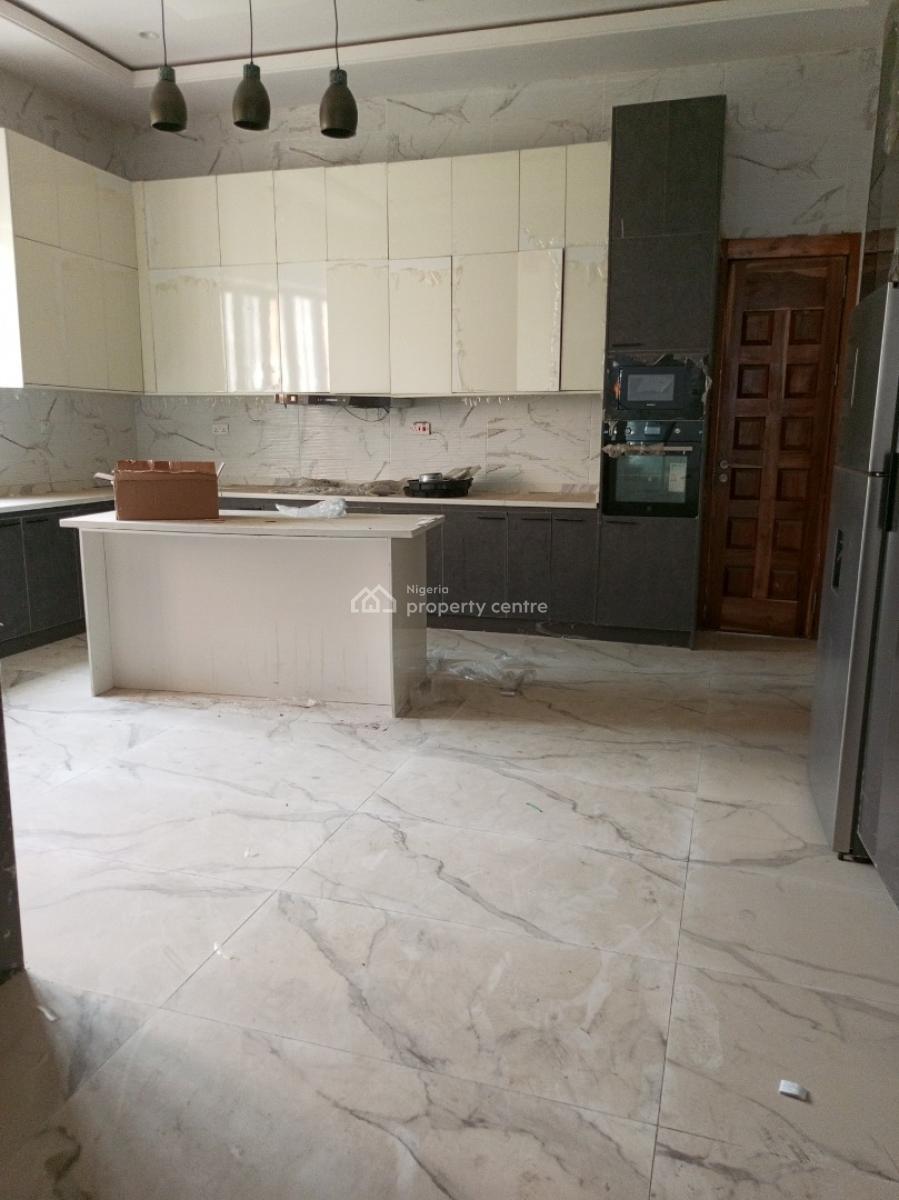 5bedroom Home with Pool Fitted Kitchen in Executive Residential Estate, Residential Estate, Ologolo, Lekki, Lagos, Detached Duplex for Sale