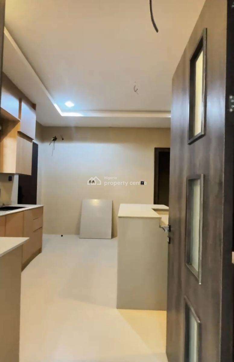 5-bedroom Fully Detached Duplex/triplex with Bq, Guzape District, Abuja, Detached Duplex for Rent