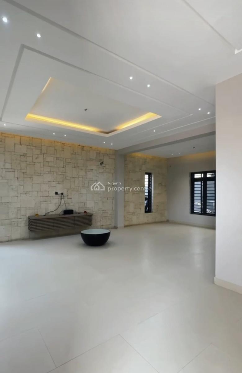 5-bedroom Fully Detached Duplex/triplex with Bq, Guzape District, Abuja, Detached Duplex for Rent