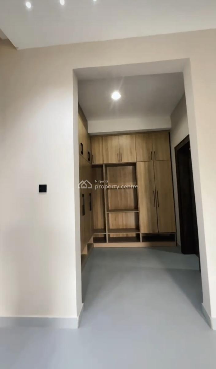 5-bedroom Fully Detached Duplex/triplex with Bq, Guzape District, Abuja, Detached Duplex for Rent