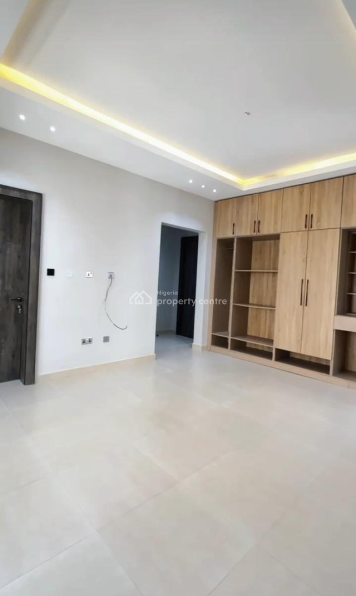 5-bedroom Fully Detached Duplex/triplex with Bq, Guzape District, Abuja, Detached Duplex for Rent