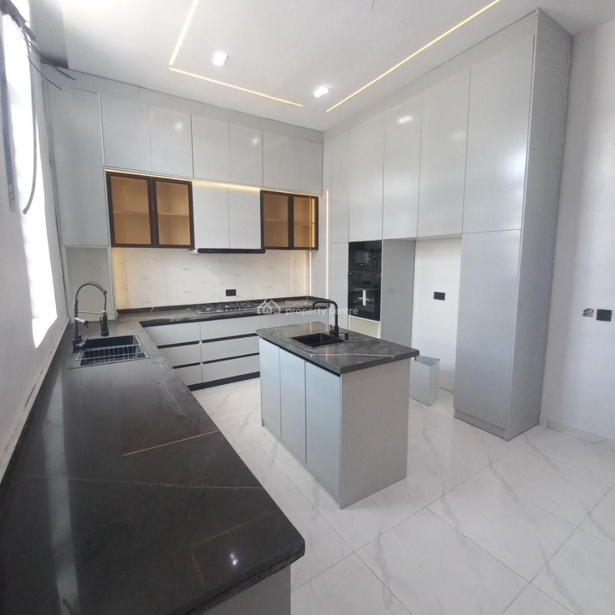 5 Bedroom Detached Duplex with Bq, Ikota, Lekki, Lagos, Detached Duplex for Sale