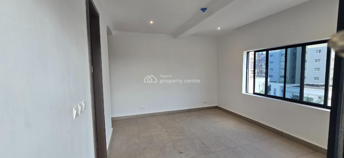 Well Built 2 Bedroom Flat with a Staff Room, Freedom Way, Lekki Phase 1, Lekki, Lagos, Flat / Apartment for Sale