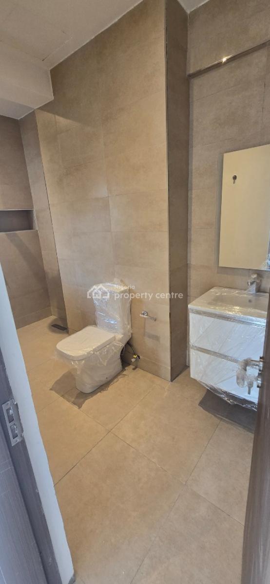 Well Built 2 Bedroom Flat with a Staff Room, Freedom Way, Lekki Phase 1, Lekki, Lagos, Flat / Apartment for Sale