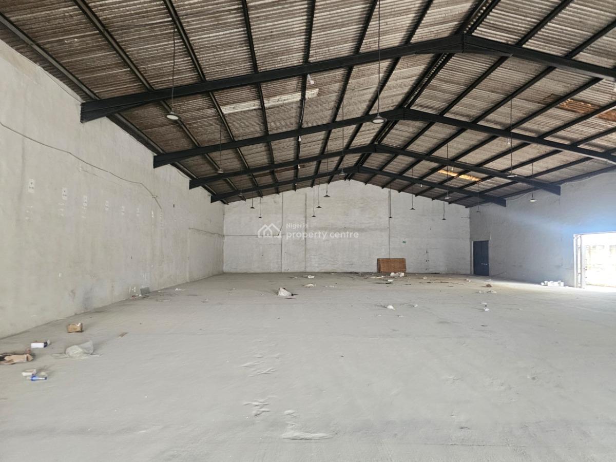 300 Sqm Warehouse, Ilupeju, Lagos, Warehouse for Rent