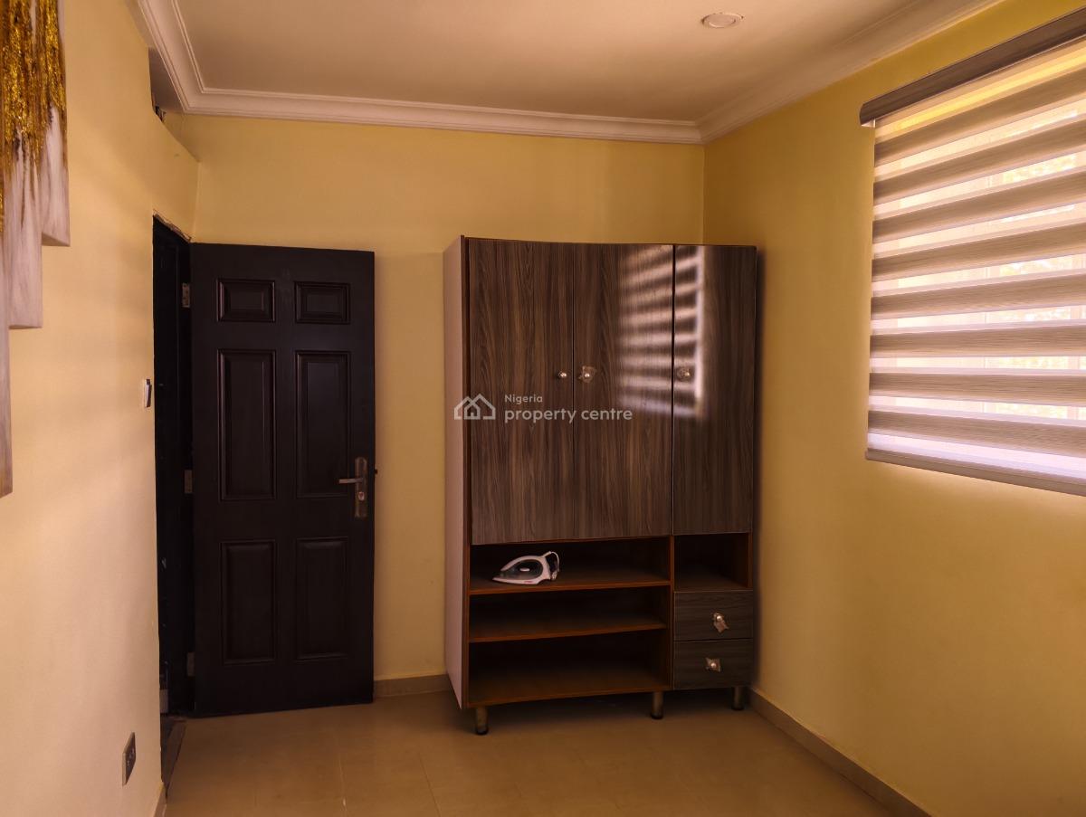 Furnished 2 Bedrooms Flat, Abidjan Street, Zone 3, Wuse, Abuja, Flat / Apartment for Rent