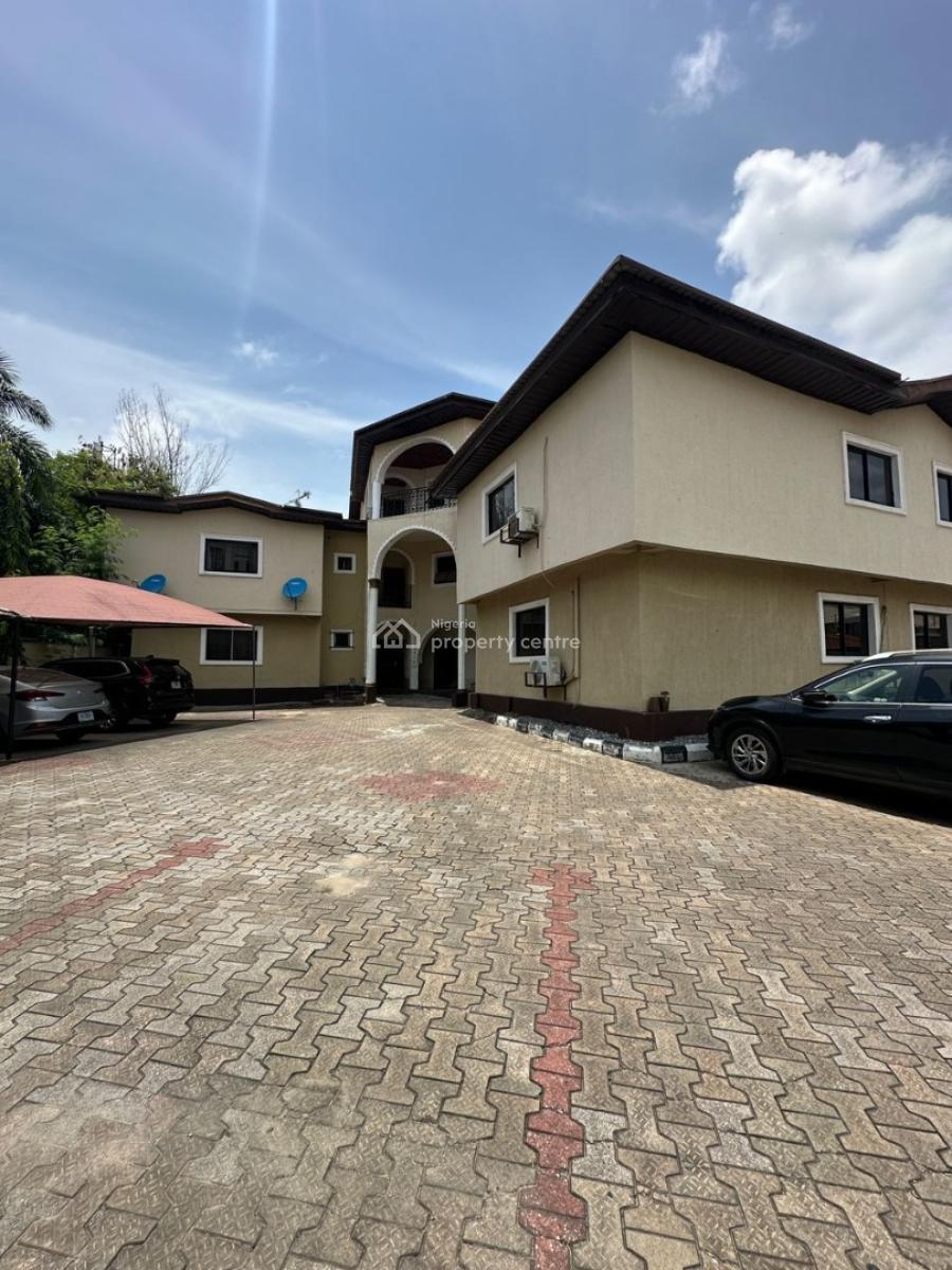 Well Maintained Spacious 3 Bedroom Apartment on The 2nd Floor, Parkview, Ikoyi, Lagos, Flat / Apartment for Rent