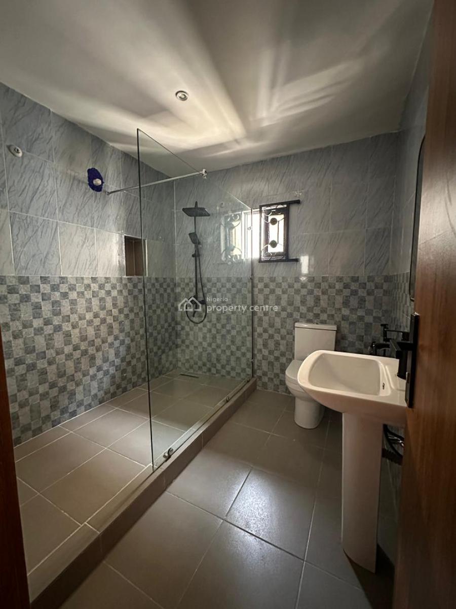 Well Maintained Spacious 3 Bedroom Apartment on The 2nd Floor, Parkview, Ikoyi, Lagos, Flat / Apartment for Rent