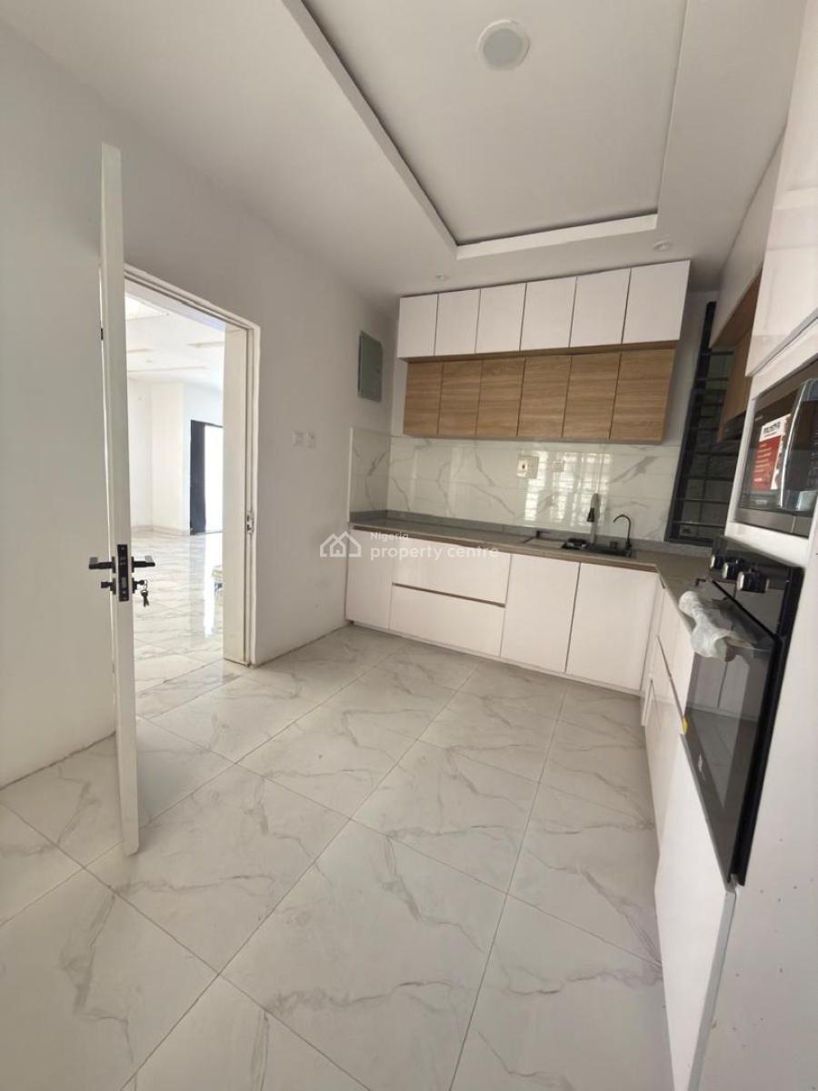 4 Bedroom Semi-detached Duplex with Bq, Ologolo, Lekki, Lagos, House for Sale