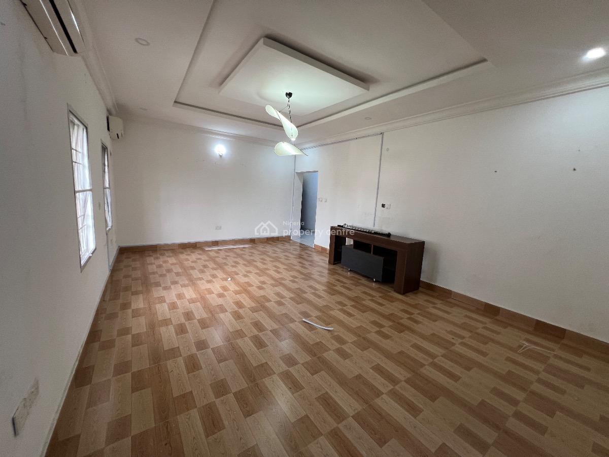 2 Bedroom Flat, Lekki Phase 1, Lekki, Lagos, Flat / Apartment for Rent