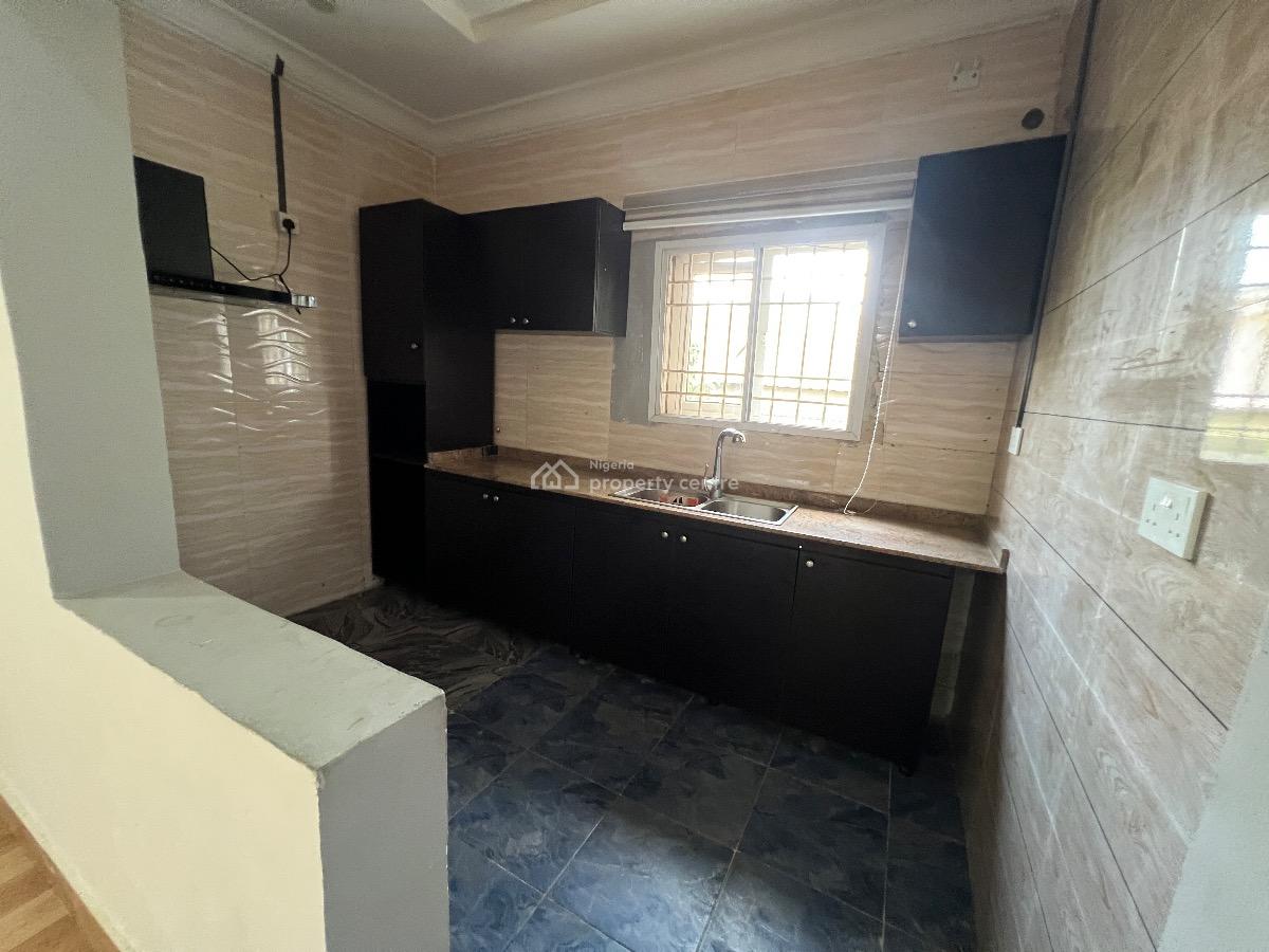 2 Bedroom Flat, Lekki Phase 1, Lekki, Lagos, Flat / Apartment for Rent