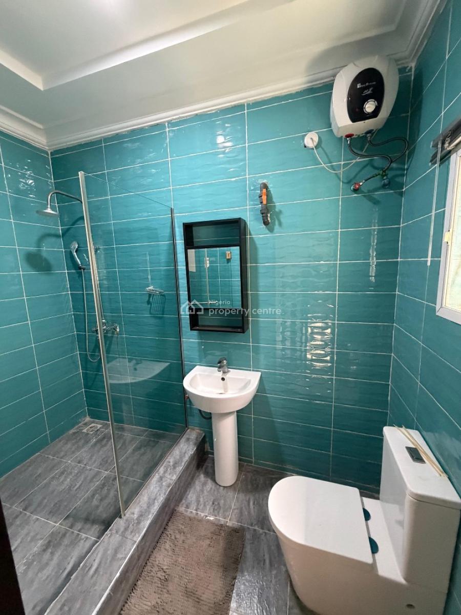a Spacious and Beautifully Finished 2 Bedroom Apartment, Lekki Phase 1, Lekki, Lagos, Flat / Apartment for Rent