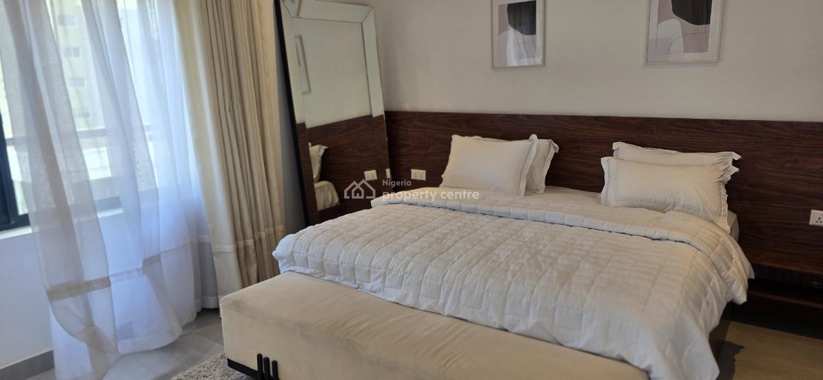 Well-built 3 Bedroom Flat with a Staff Room, Freedom Way, Lekki Phase 1, Lekki, Lagos, Flat / Apartment for Sale