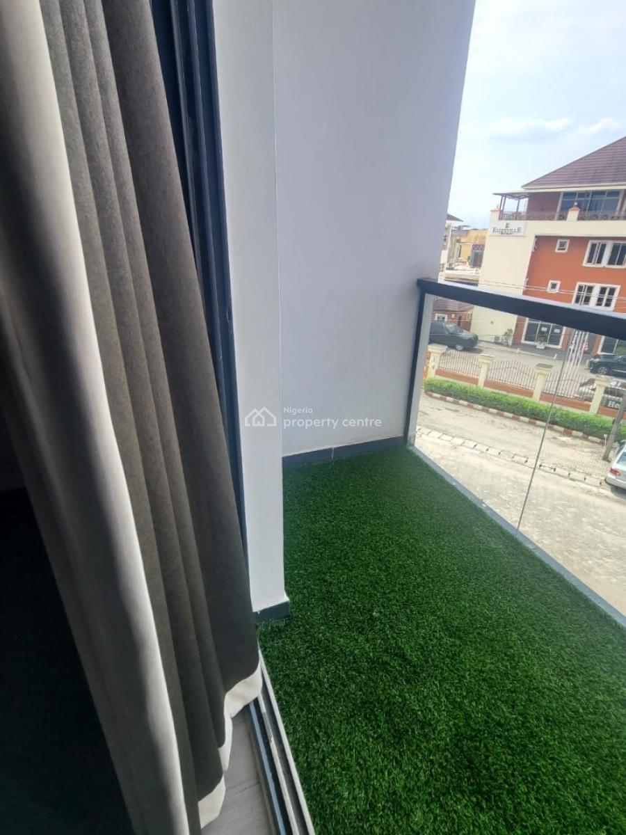 Fully Serviced 1 Bedroom Apartment (unfurnished), Off Admiralty Way, Lekki Phase 1, Lekki, Lagos, Flat / Apartment for Rent