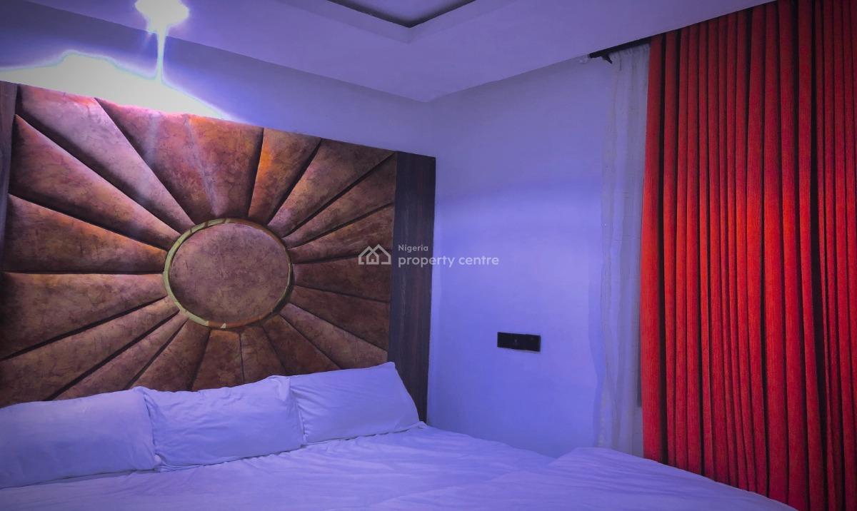 Luxury 2 Bedrooms Apartment  24 Hours Power, Wi-fi, Security, Plot 3, John Uwazere Aisien Crescent, Off Egbiri Road, Benin, Oredo, Edo, Flat / Apartment Short Let