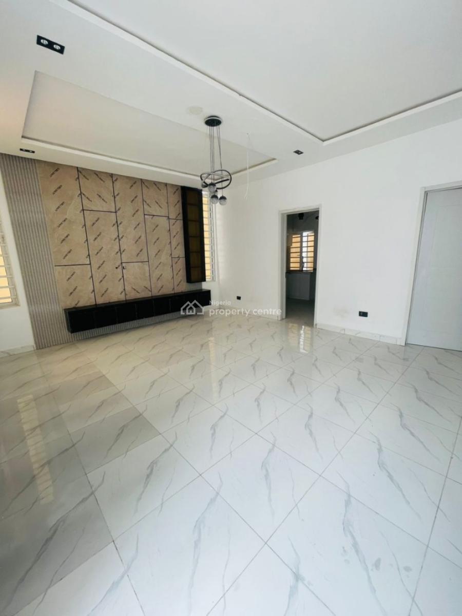 Distress of 4 Bedroom Duplex with C of O, Ikota, Lekki, Lagos, Semi-detached Duplex for Sale