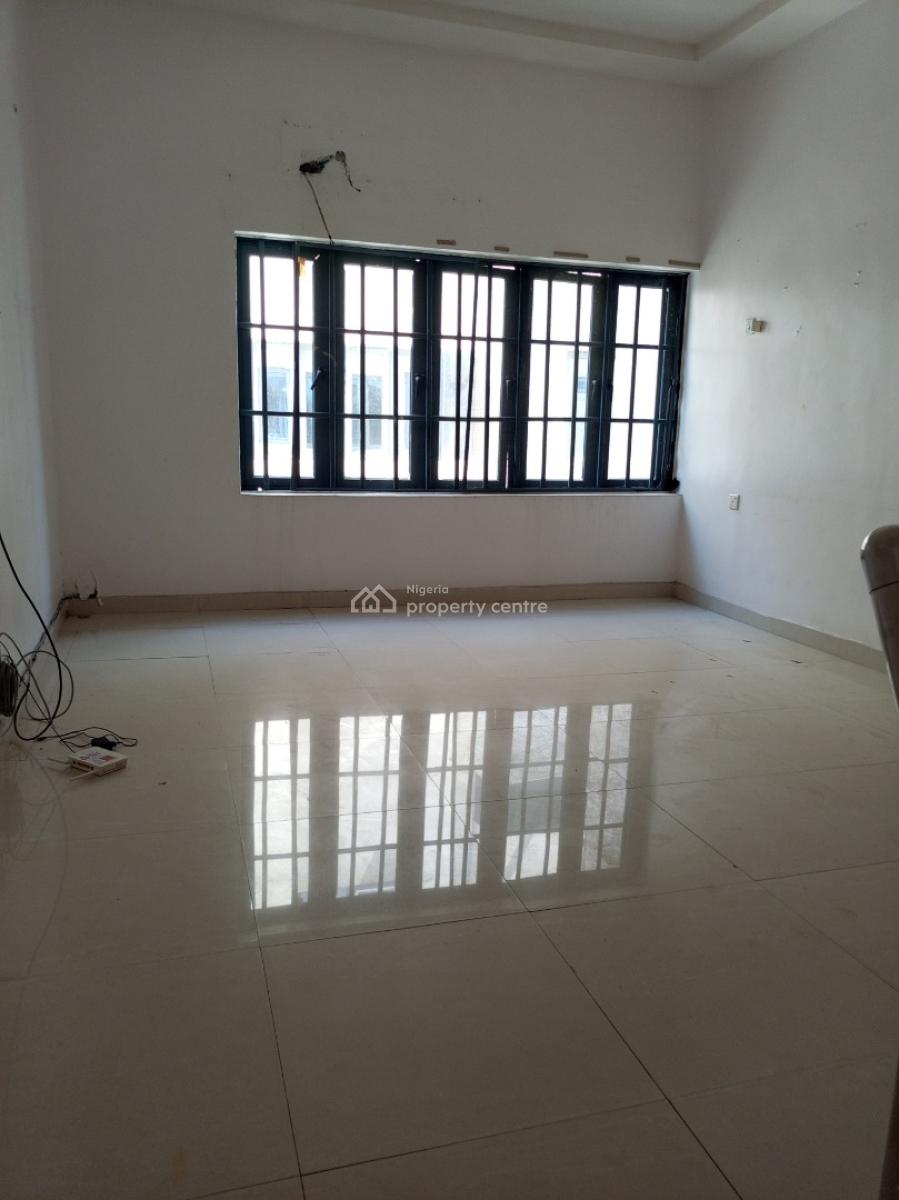 3 Bedroom Duplex with Bq Rooftop, 2 Sitting Rooms, Lekki Phase 1, Lekki, Lagos, Semi-detached Duplex for Rent