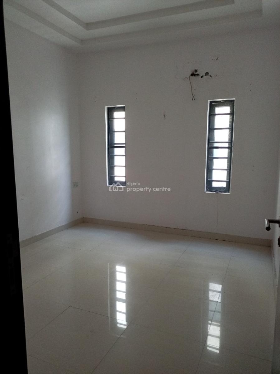 3 Bedroom Duplex with Bq Rooftop, 2 Sitting Rooms, Lekki Phase 1, Lekki, Lagos, Semi-detached Duplex for Rent