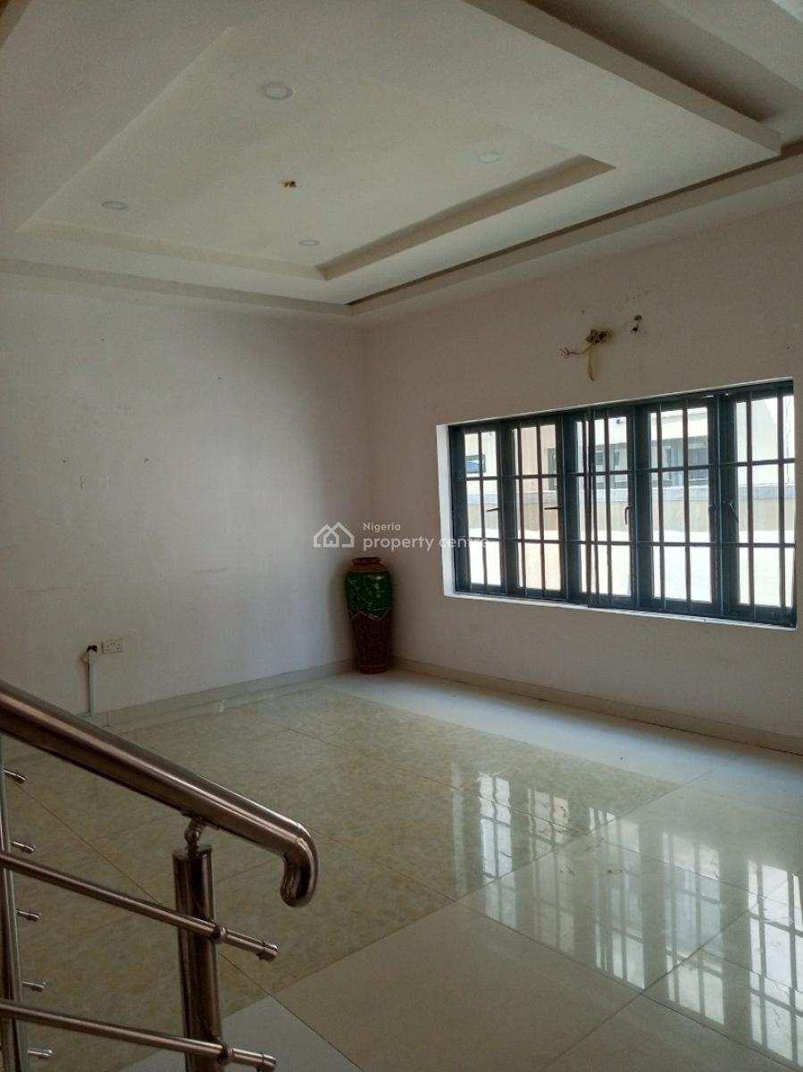 3 Bedroom Duplex with Bq Rooftop, 2 Sitting Rooms, Lekki Phase 1, Lekki, Lagos, Semi-detached Duplex for Rent