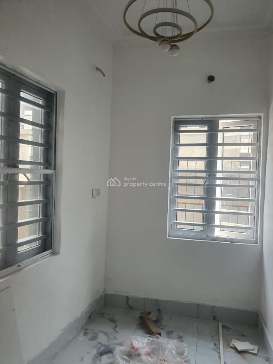 3 Bedroom Apartment Available, Spg Road, Ologolo, Lekki, Lagos, Flat / Apartment for Rent
