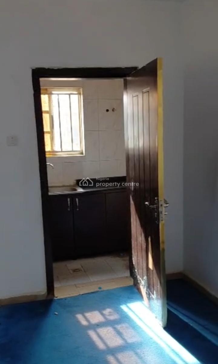 Standard 1 Bedroom Bq Flat, 6th Avenue, Gwarinpa, Abuja, Detached Bungalow for Rent