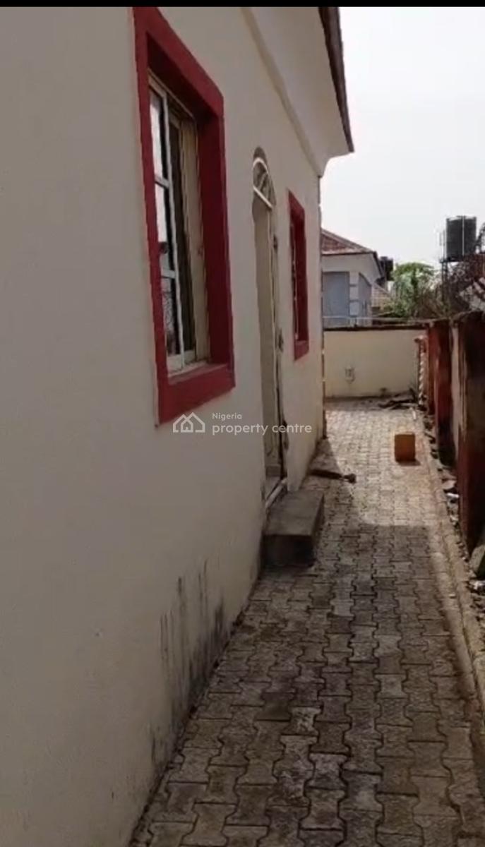 Standard 1 Bedroom Bq Flat, 6th Avenue, Gwarinpa, Abuja, Detached Bungalow for Rent