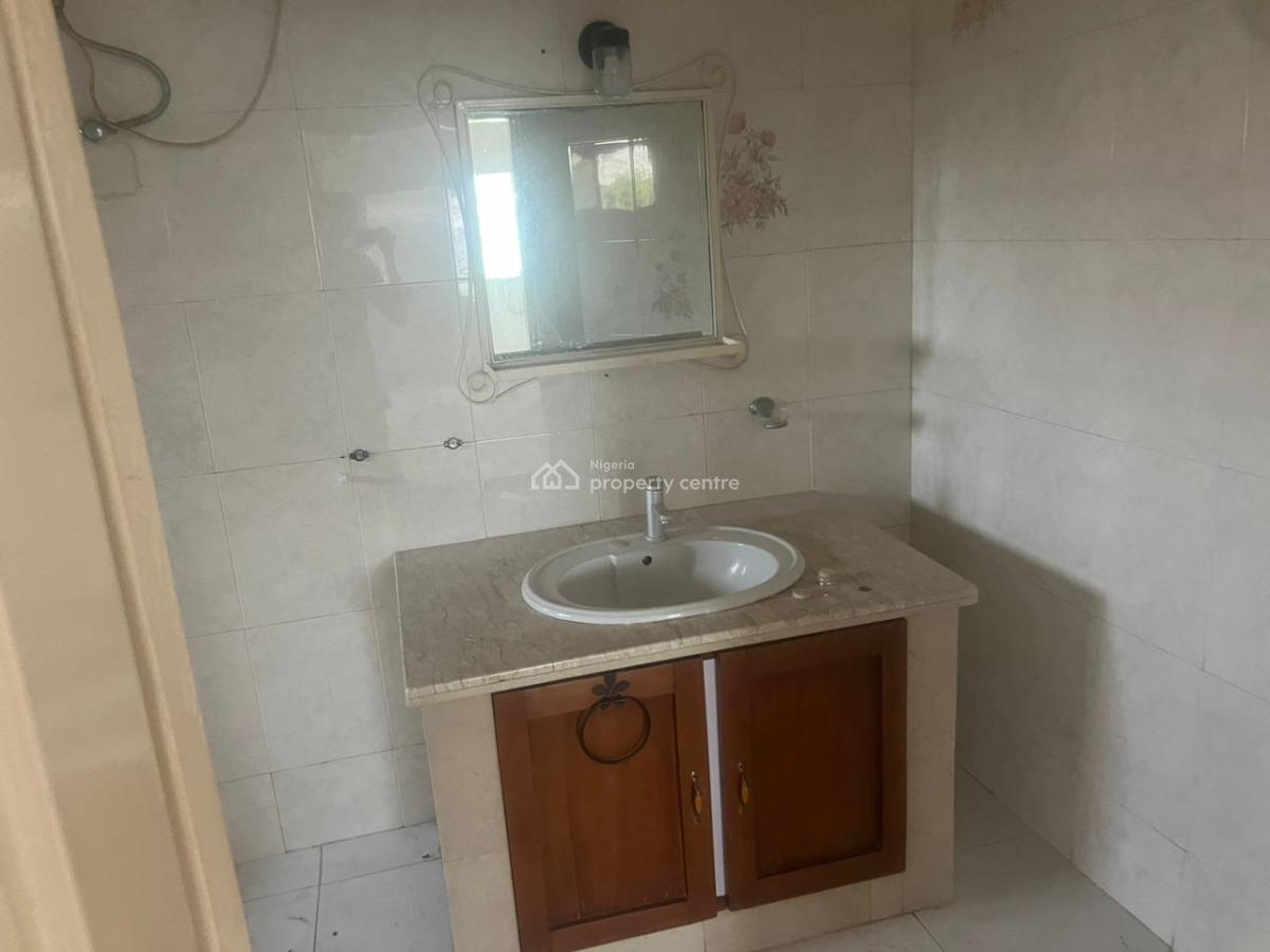Very Spacious 4 Bedroom Penthouse with Bq, Lekki Phase 1, Lekki, Lagos, House for Rent