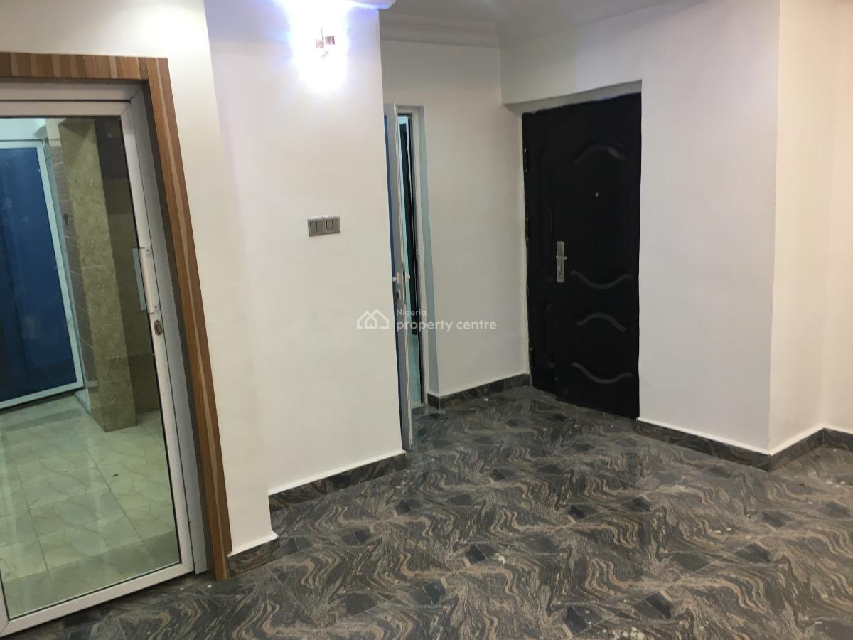 Serviced Unfurnished 3 Bedrooms Flat, Toyin Street, Ikeja, Lagos, Flat / Apartment for Rent
