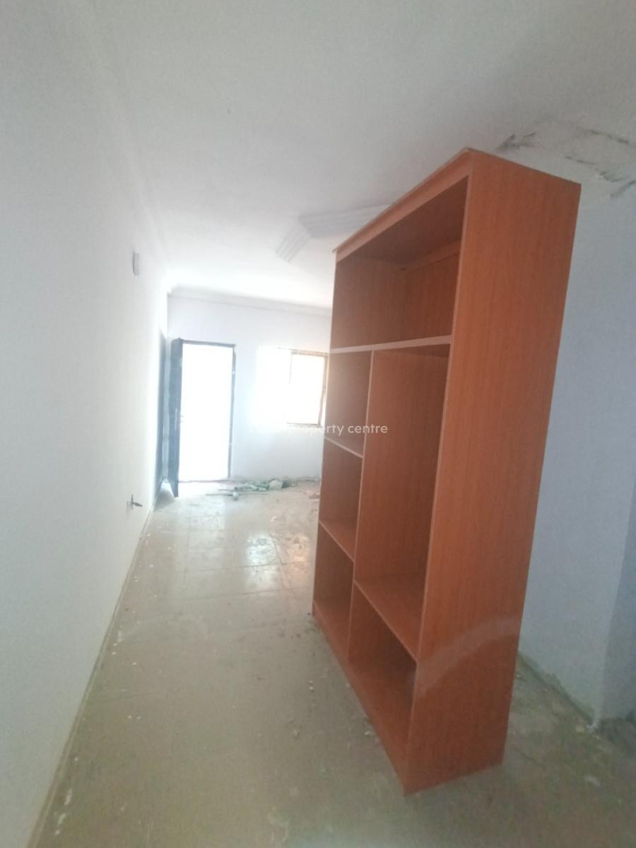 Spacious Single Room Self-contain, Lava Lounge Close Off Ado Road, Ajah, Lagos, Self Contain (single Rooms) for Rent