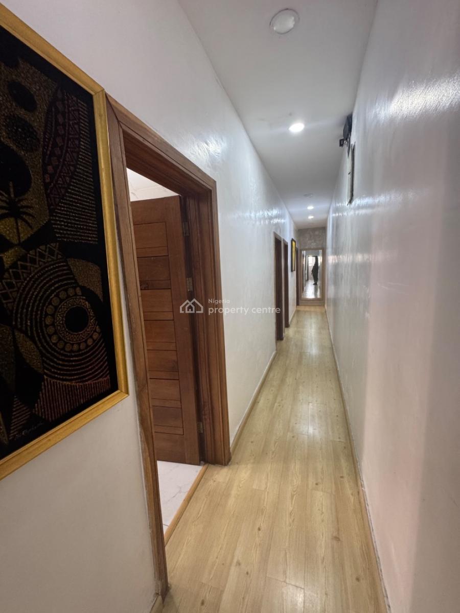 Furnished 3 Units 3 Bedroom Apartment, Lekki Phase 1 Off Admiralty Way., Lekki Phase 1, Lekki, Lagos, Flat / Apartment for Rent