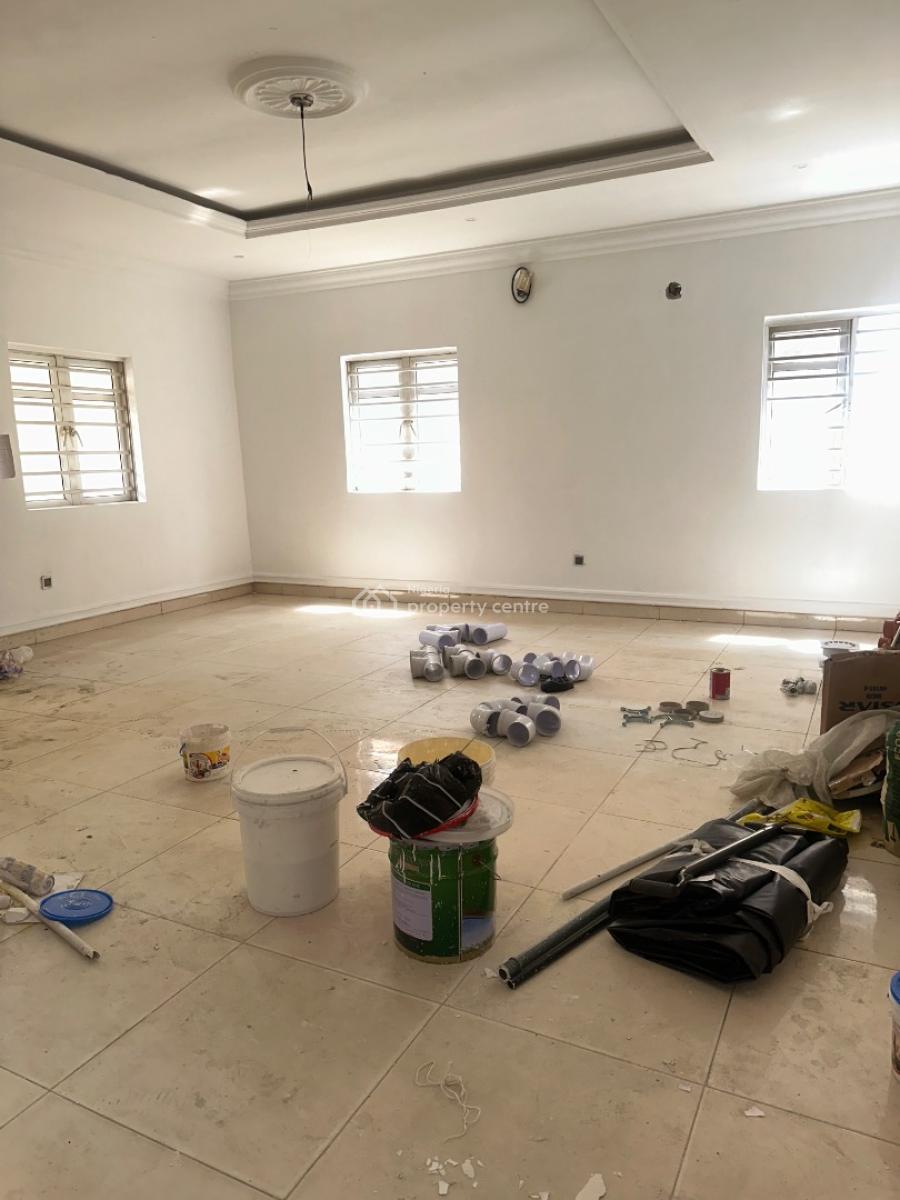 Specious 3 Bedroom for Commercial, Ologolo, Lekki, Lagos, Flat / Apartment for Rent