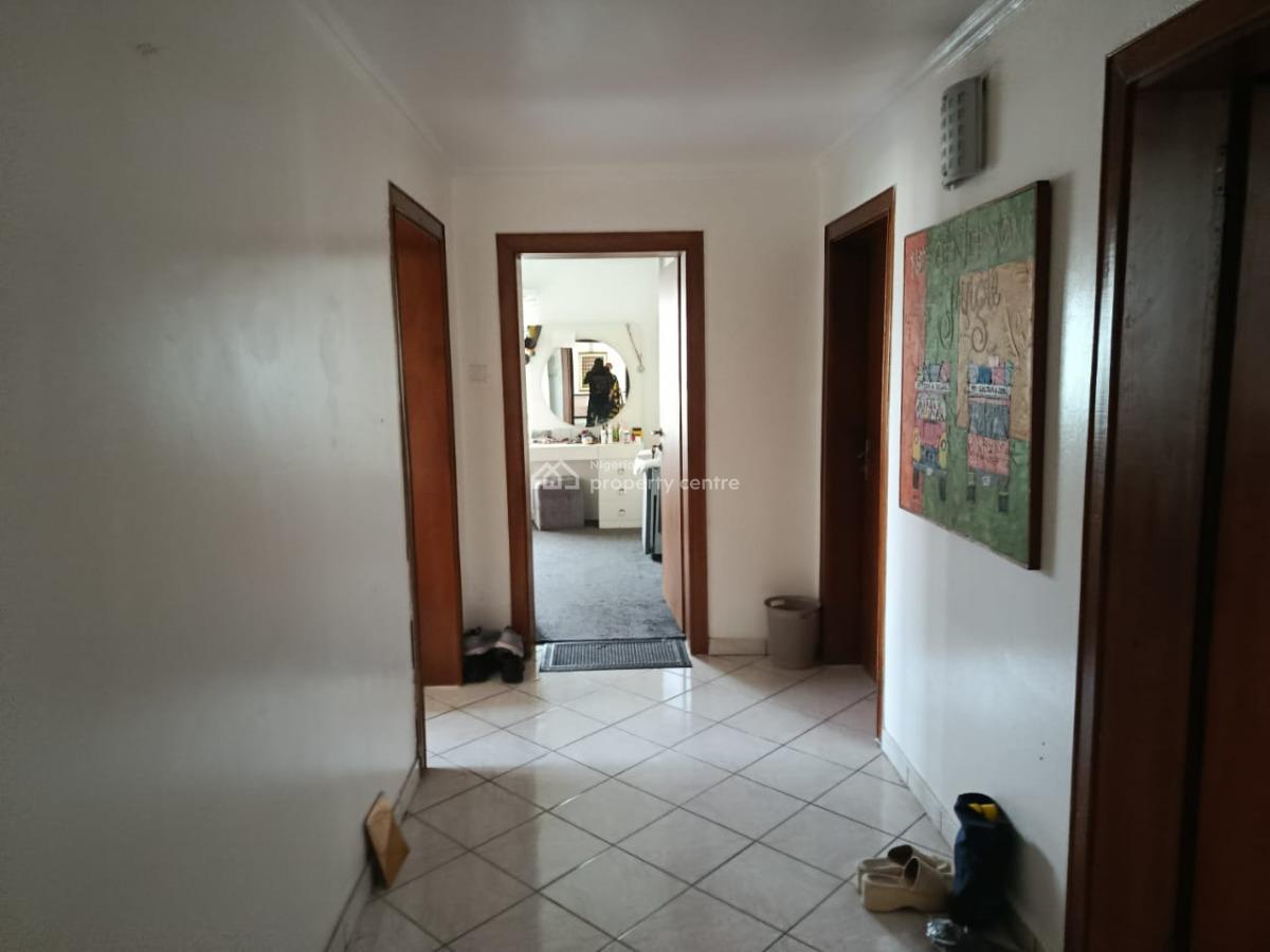 3 Bedroom Apartment with Bq, Study Room, All Rooms Ensuite Fitted Kitchen, Ikoyi, Lagos, Flat / Apartment for Sale