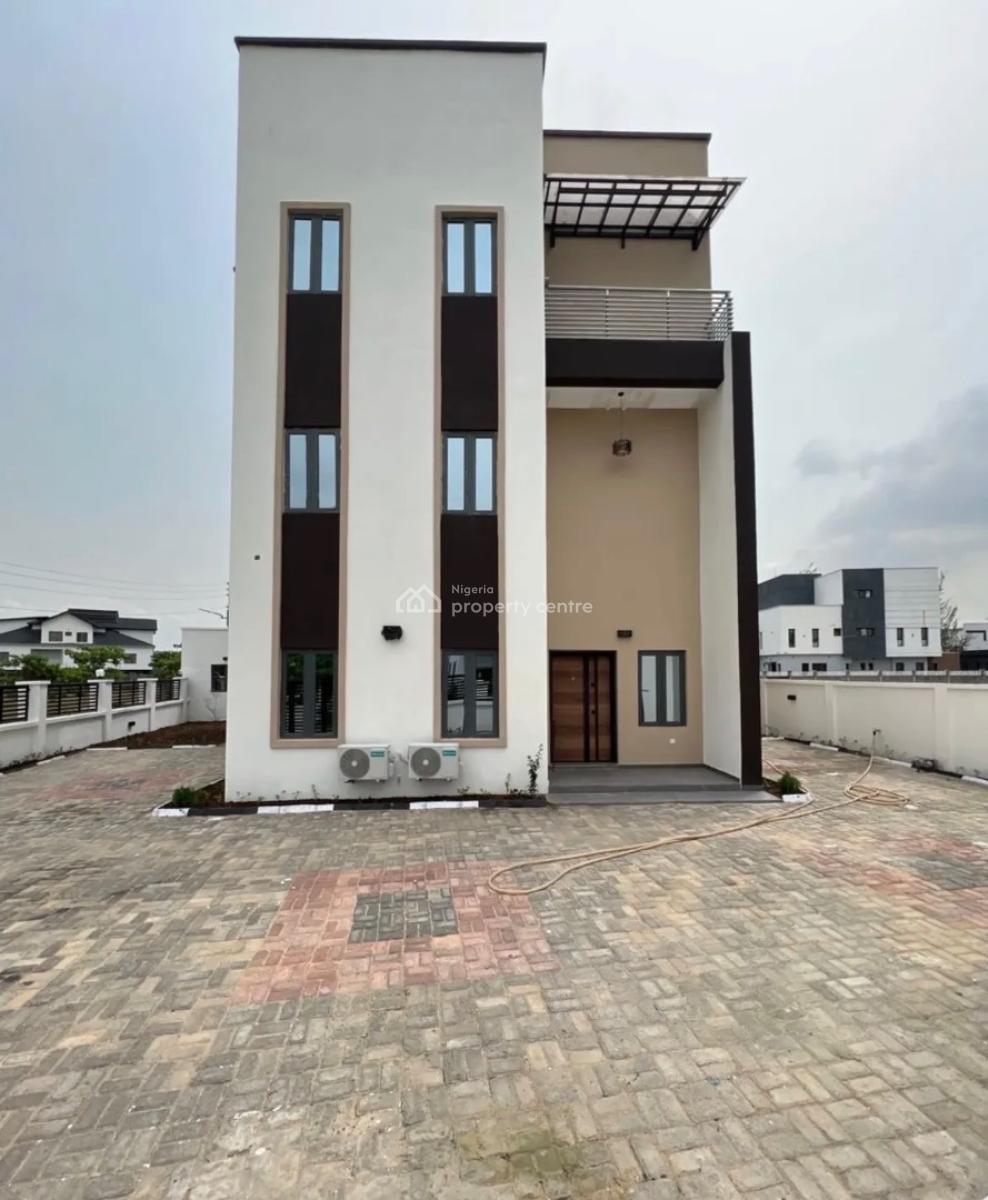 4 Bedrooms Fully Detached Luxury Home, Beech Resort, Lekki, Lagos, Detached Duplex for Sale